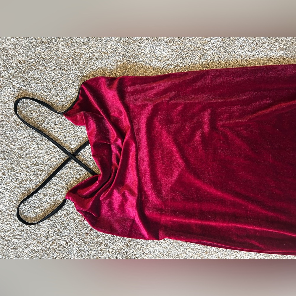 SHEIN Red Backless Velvet Dress